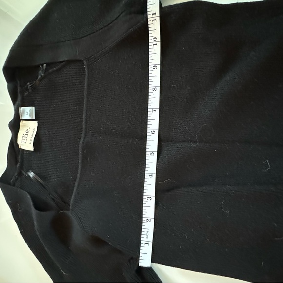 Elie. Ellie Tahari Sz S black, 1/2 sleeve top, perfect under cardi’s and blazers - Picture 4 of 5